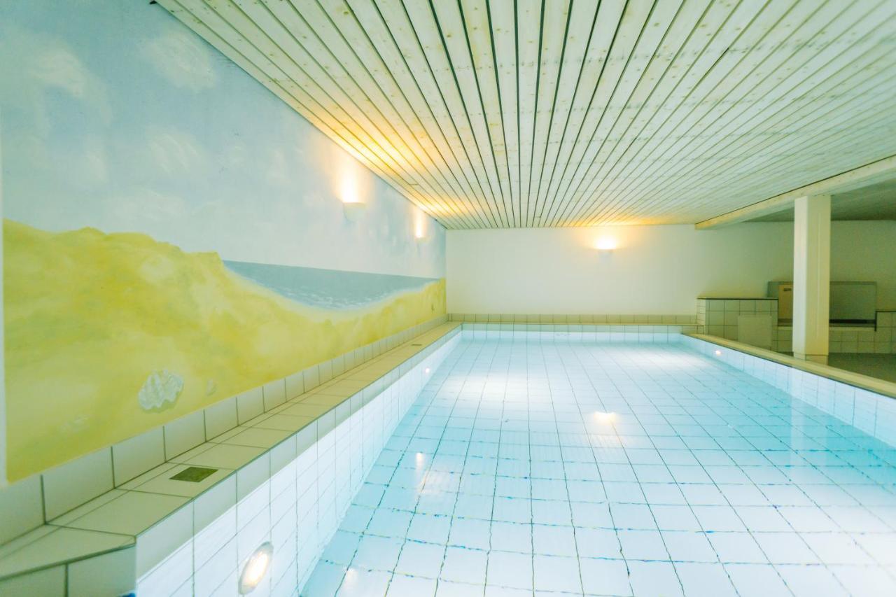 Gemuetliche Wohnung Unter Reet Mit Pool Und Sauna In Keitum Dış mekan fotoğraf