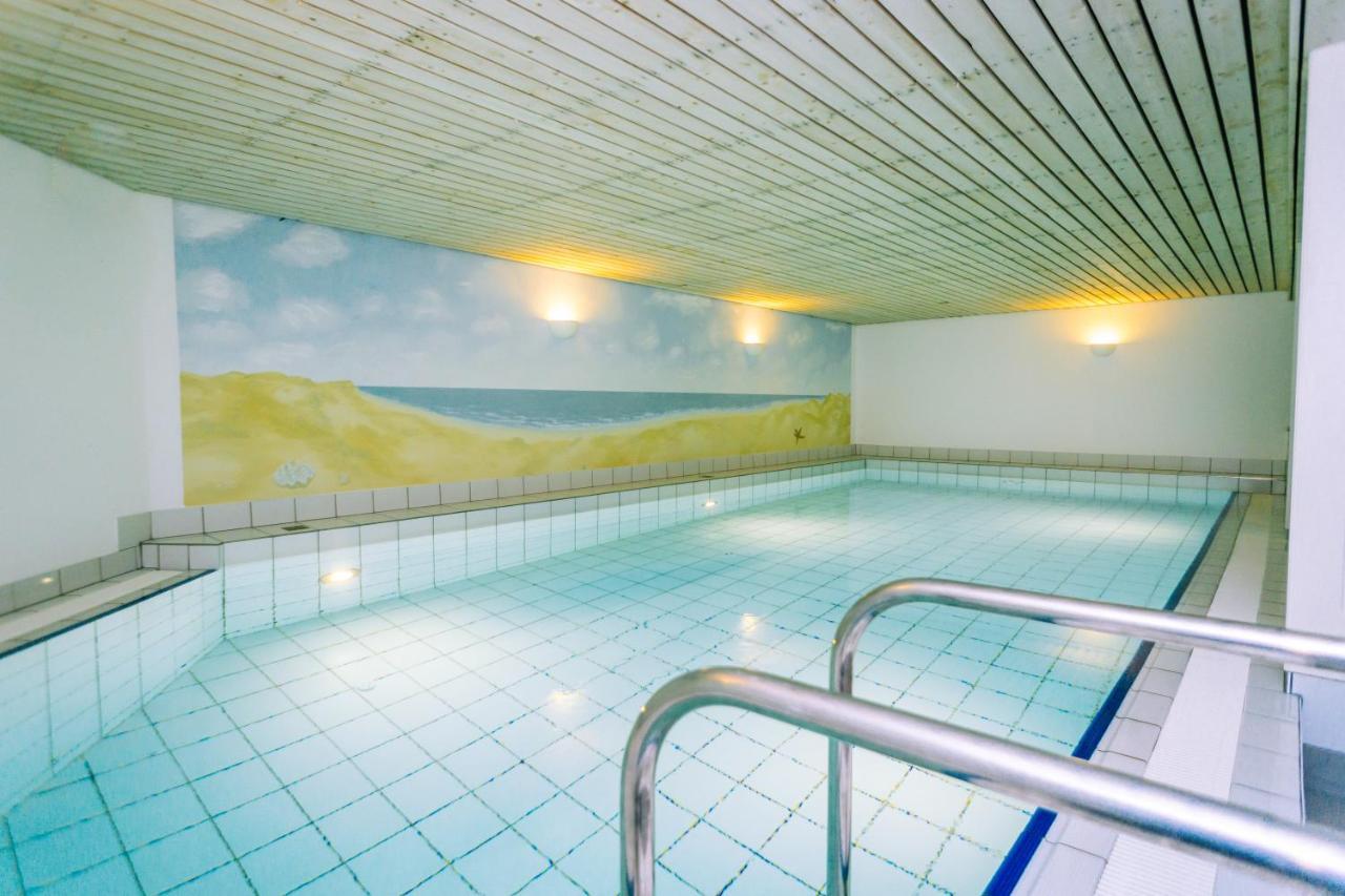 Gemuetliche Wohnung Unter Reet Mit Pool Und Sauna In Keitum Dış mekan fotoğraf